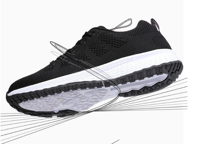 Chaussures de sport en maille respirante.